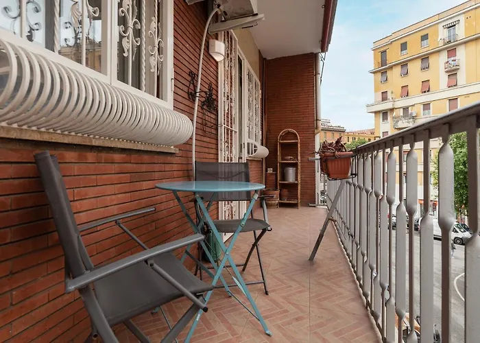 Piazza Re Di Comfy *