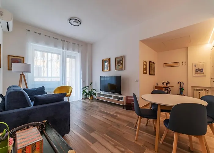 Piazza Re Di Comfy Apartment